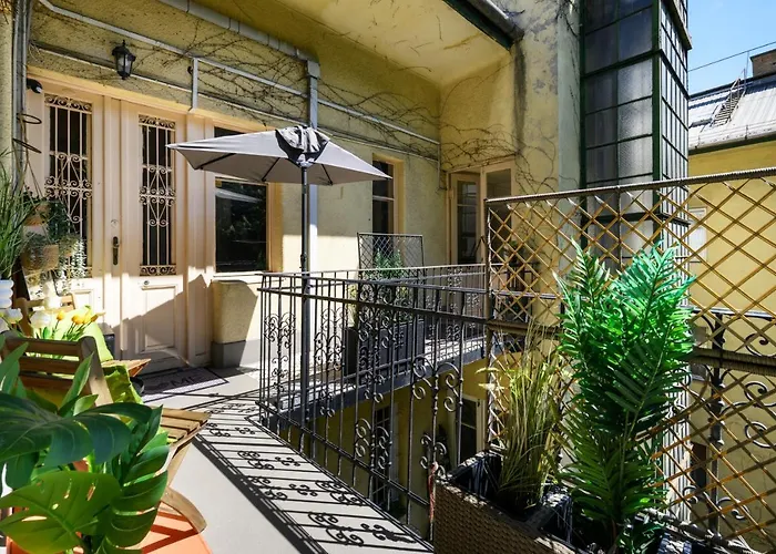 Margaret Apartment By The Danube